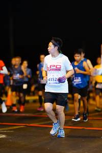 BIB: 4352
                            <button type="button" onclick="openModal(11495808)" class="btn btn-primary btn-sm float-right btn-popup" data-toggle="modal" data-target=".modal-high-quality">
                        <i class="fas fa-shopping-cart"></i> Add to Cart
                    </button>
                                            <button type="button" onclick="isThisMe(11495808, true)" class="btn btn-success btn-sm float-right btn-popup btn-isme hidden" data-toggle="tooltip" data-placement="bottom" title="นี่คือรูปของคุณใช่ไหม คลิกที่นี่เพื่อเอาเข้าอัลบั้ม">
                        <i class="fas fa-plus"></i> Add to album
                    </button>
                    <button type="button" onclick="isThisMe(11495808, false)" class="btn btn-warning btn-sm float-right btn-popup btn-isnotme hidden">
                        <i class="fas fa-ban"></i> Remove from album
                    </button>