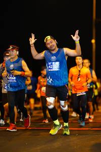 BIB: 423, 12068
                            <button type="button" onclick="openModal(11460105)" class="btn btn-primary btn-sm float-right btn-popup" data-toggle="modal" data-target=".modal-high-quality">
                        <i class="fas fa-shopping-cart"></i> Add to Cart
                    </button>
                                            <button type="button" onclick="isThisMe(11460105, true)" class="btn btn-success btn-sm float-right btn-popup btn-isme hidden" data-toggle="tooltip" data-placement="bottom" title="นี่คือรูปของคุณใช่ไหม คลิกที่นี่เพื่อเอาเข้าอัลบั้ม">
                        <i class="fas fa-plus"></i> Add to album
                    </button>
                    <button type="button" onclick="isThisMe(11460105, false)" class="btn btn-warning btn-sm float-right btn-popup btn-isnotme hidden">
                        <i class="fas fa-ban"></i> Remove from album
                    </button>