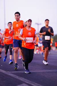 BIB: 210, 29135
                            <button type="button" onclick="openModal(11634726)" class="btn btn-primary btn-sm float-right btn-popup" data-toggle="modal" data-target=".modal-high-quality">
                        <i class="fas fa-shopping-cart"></i> Add to Cart
                    </button>
                                            <button type="button" onclick="isThisMe(11634726, true)" class="btn btn-success btn-sm float-right btn-popup btn-isme hidden" data-toggle="tooltip" data-placement="bottom" title="นี่คือรูปของคุณใช่ไหม คลิกที่นี่เพื่อเอาเข้าอัลบั้ม">
                        <i class="fas fa-plus"></i> Add to album
                    </button>
                    <button type="button" onclick="isThisMe(11634726, false)" class="btn btn-warning btn-sm float-right btn-popup btn-isnotme hidden">
                        <i class="fas fa-ban"></i> Remove from album
                    </button>