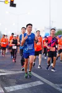 BIB: 44522, 22193
                            <button type="button" onclick="openModal(11660253)" class="btn btn-primary btn-sm float-right btn-popup" data-toggle="modal" data-target=".modal-high-quality">
                        <i class="fas fa-shopping-cart"></i> Add to Cart
                    </button>
                                            <button type="button" onclick="isThisMe(11660253, true)" class="btn btn-success btn-sm float-right btn-popup btn-isme hidden" data-toggle="tooltip" data-placement="bottom" title="นี่คือรูปของคุณใช่ไหม คลิกที่นี่เพื่อเอาเข้าอัลบั้ม">
                        <i class="fas fa-plus"></i> Add to album
                    </button>
                    <button type="button" onclick="isThisMe(11660253, false)" class="btn btn-warning btn-sm float-right btn-popup btn-isnotme hidden">
                        <i class="fas fa-ban"></i> Remove from album
                    </button>