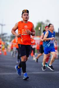 BIB: 212
                            <button type="button" onclick="openModal(11656450)" class="btn btn-primary btn-sm float-right btn-popup" data-toggle="modal" data-target=".modal-high-quality">
                        <i class="fas fa-shopping-cart"></i> Add to Cart
                    </button>
                                            <button type="button" onclick="isThisMe(11656450, true)" class="btn btn-success btn-sm float-right btn-popup btn-isme hidden" data-toggle="tooltip" data-placement="bottom" title="นี่คือรูปของคุณใช่ไหม คลิกที่นี่เพื่อเอาเข้าอัลบั้ม">
                        <i class="fas fa-plus"></i> Add to album
                    </button>
                    <button type="button" onclick="isThisMe(11656450, false)" class="btn btn-warning btn-sm float-right btn-popup btn-isnotme hidden">
                        <i class="fas fa-ban"></i> Remove from album
                    </button>