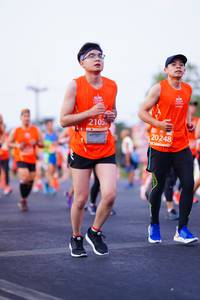 BIB: 21050, 20248
                            <button type="button" onclick="openModal(11639172)" class="btn btn-primary btn-sm float-right btn-popup" data-toggle="modal" data-target=".modal-high-quality">
                        <i class="fas fa-shopping-cart"></i> Add to Cart
                    </button>
                                            <button type="button" onclick="isThisMe(11639172, true)" class="btn btn-success btn-sm float-right btn-popup btn-isme hidden" data-toggle="tooltip" data-placement="bottom" title="นี่คือรูปของคุณใช่ไหม คลิกที่นี่เพื่อเอาเข้าอัลบั้ม">
                        <i class="fas fa-plus"></i> Add to album
                    </button>
                    <button type="button" onclick="isThisMe(11639172, false)" class="btn btn-warning btn-sm float-right btn-popup btn-isnotme hidden">
                        <i class="fas fa-ban"></i> Remove from album
                    </button>
