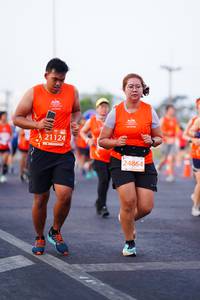 BIB: 21124, 24864
                            <button type="button" onclick="openModal(11663096)" class="btn btn-primary btn-sm float-right btn-popup" data-toggle="modal" data-target=".modal-high-quality">
                        <i class="fas fa-shopping-cart"></i> Add to Cart
                    </button>
                                            <button type="button" onclick="isThisMe(11663096, true)" class="btn btn-success btn-sm float-right btn-popup btn-isme hidden" data-toggle="tooltip" data-placement="bottom" title="นี่คือรูปของคุณใช่ไหม คลิกที่นี่เพื่อเอาเข้าอัลบั้ม">
                        <i class="fas fa-plus"></i> Add to album
                    </button>
                    <button type="button" onclick="isThisMe(11663096, false)" class="btn btn-warning btn-sm float-right btn-popup btn-isnotme hidden">
                        <i class="fas fa-ban"></i> Remove from album
                    </button>