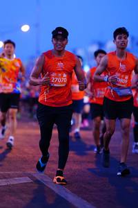 BIB: 0809, 27070
                            <button type="button" onclick="openModal(11627790)" class="btn btn-primary btn-sm float-right btn-popup" data-toggle="modal" data-target=".modal-high-quality">
                        <i class="fas fa-shopping-cart"></i> Add to Cart
                    </button>
                                            <button type="button" onclick="isThisMe(11627790, true)" class="btn btn-success btn-sm float-right btn-popup btn-isme hidden" data-toggle="tooltip" data-placement="bottom" title="นี่คือรูปของคุณใช่ไหม คลิกที่นี่เพื่อเอาเข้าอัลบั้ม">
                        <i class="fas fa-plus"></i> Add to album
                    </button>
                    <button type="button" onclick="isThisMe(11627790, false)" class="btn btn-warning btn-sm float-right btn-popup btn-isnotme hidden">
                        <i class="fas fa-ban"></i> Remove from album
                    </button>