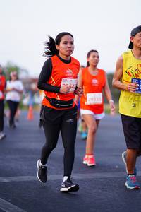BIB: 542, 29335, 100
                            <button type="button" onclick="openModal(11671269)" class="btn btn-primary btn-sm float-right btn-popup" data-toggle="modal" data-target=".modal-high-quality">
                        <i class="fas fa-shopping-cart"></i> Add to Cart
                    </button>
                                            <button type="button" onclick="isThisMe(11671269, true)" class="btn btn-success btn-sm float-right btn-popup btn-isme hidden" data-toggle="tooltip" data-placement="bottom" title="นี่คือรูปของคุณใช่ไหม คลิกที่นี่เพื่อเอาเข้าอัลบั้ม">
                        <i class="fas fa-plus"></i> Add to album
                    </button>
                    <button type="button" onclick="isThisMe(11671269, false)" class="btn btn-warning btn-sm float-right btn-popup btn-isnotme hidden">
                        <i class="fas fa-ban"></i> Remove from album
                    </button>