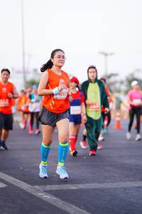 BIB: 4017
                            <button type="button" onclick="openModal(11669185)" class="btn btn-primary btn-sm float-right btn-popup" data-toggle="modal" data-target=".modal-high-quality">
                        <i class="fas fa-shopping-cart"></i> Add to Cart
                    </button>
                                            <button type="button" onclick="isThisMe(11669185, true)" class="btn btn-success btn-sm float-right btn-popup btn-isme hidden" data-toggle="tooltip" data-placement="bottom" title="นี่คือรูปของคุณใช่ไหม คลิกที่นี่เพื่อเอาเข้าอัลบั้ม">
                        <i class="fas fa-plus"></i> Add to album
                    </button>
                    <button type="button" onclick="isThisMe(11669185, false)" class="btn btn-warning btn-sm float-right btn-popup btn-isnotme hidden">
                        <i class="fas fa-ban"></i> Remove from album
                    </button>