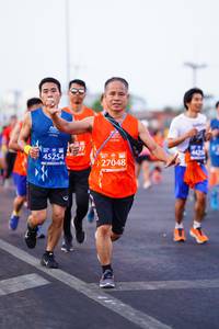 BIB: 45254, 27048
                            <button type="button" onclick="openModal(11660735)" class="btn btn-primary btn-sm float-right btn-popup" data-toggle="modal" data-target=".modal-high-quality">
                        <i class="fas fa-shopping-cart"></i> Add to Cart
                    </button>
                                            <button type="button" onclick="isThisMe(11660735, true)" class="btn btn-success btn-sm float-right btn-popup btn-isme hidden" data-toggle="tooltip" data-placement="bottom" title="นี่คือรูปของคุณใช่ไหม คลิกที่นี่เพื่อเอาเข้าอัลบั้ม">
                        <i class="fas fa-plus"></i> Add to album
                    </button>
                    <button type="button" onclick="isThisMe(11660735, false)" class="btn btn-warning btn-sm float-right btn-popup btn-isnotme hidden">
                        <i class="fas fa-ban"></i> Remove from album
                    </button>