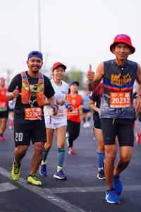BIB: 20232, 182, 22384
                            <button type="button" onclick="openModal(11680954)" class="btn btn-primary btn-sm float-right btn-popup" data-toggle="modal" data-target=".modal-high-quality">
                        <i class="fas fa-shopping-cart"></i> Add to Cart
                    </button>
                                            <button type="button" onclick="isThisMe(11680954, true)" class="btn btn-success btn-sm float-right btn-popup btn-isme hidden" data-toggle="tooltip" data-placement="bottom" title="นี่คือรูปของคุณใช่ไหม คลิกที่นี่เพื่อเอาเข้าอัลบั้ม">
                        <i class="fas fa-plus"></i> Add to album
                    </button>
                    <button type="button" onclick="isThisMe(11680954, false)" class="btn btn-warning btn-sm float-right btn-popup btn-isnotme hidden">
                        <i class="fas fa-ban"></i> Remove from album
                    </button>