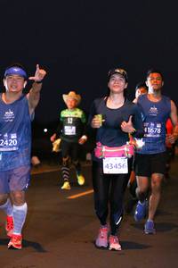 BIB: 41678, 2420, 43456
                            <button type="button" onclick="openModal(12725828)" class="btn btn-primary btn-sm float-right btn-popup" data-toggle="modal" data-target=".modal-high-quality">
                        <i class="fas fa-shopping-cart"></i> Add to Cart
                    </button>
                                            <button type="button" onclick="isThisMe(12725828, true)" class="btn btn-success btn-sm float-right btn-popup btn-isme hidden" data-toggle="tooltip" data-placement="bottom" title="นี่คือรูปของคุณใช่ไหม คลิกที่นี่เพื่อเอาเข้าอัลบั้ม">
                        <i class="fas fa-plus"></i> Add to album
                    </button>
                    <button type="button" onclick="isThisMe(12725828, false)" class="btn btn-warning btn-sm float-right btn-popup btn-isnotme hidden">
                        <i class="fas fa-ban"></i> Remove from album
                    </button>