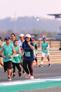 BIB: 50037, 2767, 0397
                            <button type="button" onclick="openModal(10534539)" class="btn btn-primary btn-sm float-right btn-popup" data-toggle="modal" data-target=".modal-high-quality">
                        <i class="fas fa-shopping-cart"></i> Add to Cart
                    </button>
                                            <button type="button" onclick="isThisMe(10534539, true)" class="btn btn-success btn-sm float-right btn-popup btn-isme hidden" data-toggle="tooltip" data-placement="bottom" title="นี่คือรูปของคุณใช่ไหม คลิกที่นี่เพื่อเอาเข้าอัลบั้ม">
                        <i class="fas fa-plus"></i> Add to album
                    </button>
                    <button type="button" onclick="isThisMe(10534539, false)" class="btn btn-warning btn-sm float-right btn-popup btn-isnotme hidden">
                        <i class="fas fa-ban"></i> Remove from album
                    </button>