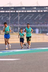 BIB: 1926, 517
                            <button type="button" onclick="openModal(10529486)" class="btn btn-primary btn-sm float-right btn-popup" data-toggle="modal" data-target=".modal-high-quality">
                        <i class="fas fa-shopping-cart"></i> Add to Cart
                    </button>
                                            <button type="button" onclick="isThisMe(10529486, true)" class="btn btn-success btn-sm float-right btn-popup btn-isme hidden" data-toggle="tooltip" data-placement="bottom" title="นี่คือรูปของคุณใช่ไหม คลิกที่นี่เพื่อเอาเข้าอัลบั้ม">
                        <i class="fas fa-plus"></i> Add to album
                    </button>
                    <button type="button" onclick="isThisMe(10529486, false)" class="btn btn-warning btn-sm float-right btn-popup btn-isnotme hidden">
                        <i class="fas fa-ban"></i> Remove from album
                    </button>