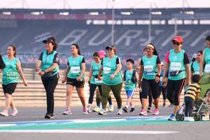 BIB: 52470, 239, 2771, 51089, 3348, 70735, 10023
                            <button type="button" onclick="openModal(10540367)" class="btn btn-primary btn-sm float-right btn-popup" data-toggle="modal" data-target=".modal-high-quality">
                        <i class="fas fa-shopping-cart"></i> Add to Cart
                    </button>
                                            <button type="button" onclick="isThisMe(10540367, true)" class="btn btn-success btn-sm float-right btn-popup btn-isme hidden" data-toggle="tooltip" data-placement="bottom" title="นี่คือรูปของคุณใช่ไหม คลิกที่นี่เพื่อเอาเข้าอัลบั้ม">
                        <i class="fas fa-plus"></i> Add to album
                    </button>
                    <button type="button" onclick="isThisMe(10540367, false)" class="btn btn-warning btn-sm float-right btn-popup btn-isnotme hidden">
                        <i class="fas fa-ban"></i> Remove from album
                    </button>