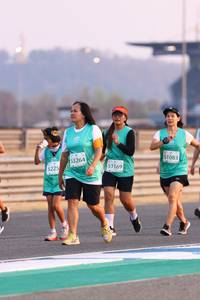 BIB: 1083, 3264, 1169, 5225
                            <button type="button" onclick="openModal(10536662)" class="btn btn-primary btn-sm float-right btn-popup" data-toggle="modal" data-target=".modal-high-quality">
                        <i class="fas fa-shopping-cart"></i> Add to Cart
                    </button>
                                            <button type="button" onclick="isThisMe(10536662, true)" class="btn btn-success btn-sm float-right btn-popup btn-isme hidden" data-toggle="tooltip" data-placement="bottom" title="นี่คือรูปของคุณใช่ไหม คลิกที่นี่เพื่อเอาเข้าอัลบั้ม">
                        <i class="fas fa-plus"></i> Add to album
                    </button>
                    <button type="button" onclick="isThisMe(10536662, false)" class="btn btn-warning btn-sm float-right btn-popup btn-isnotme hidden">
                        <i class="fas fa-ban"></i> Remove from album
                    </button>