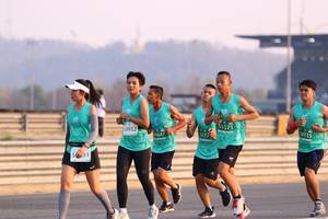 BIB: 1571, 50115, 0932, 5177, 1647
                            <button type="button" onclick="openModal(10529988)" class="btn btn-primary btn-sm float-right btn-popup" data-toggle="modal" data-target=".modal-high-quality">
                        <i class="fas fa-shopping-cart"></i> Add to Cart
                    </button>
                                            <button type="button" onclick="isThisMe(10529988, true)" class="btn btn-success btn-sm float-right btn-popup btn-isme hidden" data-toggle="tooltip" data-placement="bottom" title="นี่คือรูปของคุณใช่ไหม คลิกที่นี่เพื่อเอาเข้าอัลบั้ม">
                        <i class="fas fa-plus"></i> Add to album
                    </button>
                    <button type="button" onclick="isThisMe(10529988, false)" class="btn btn-warning btn-sm float-right btn-popup btn-isnotme hidden">
                        <i class="fas fa-ban"></i> Remove from album
                    </button>