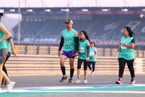 BIB: 50318, 579
                            <button type="button" onclick="openModal(10535129)" class="btn btn-primary btn-sm float-right btn-popup" data-toggle="modal" data-target=".modal-high-quality">
                        <i class="fas fa-shopping-cart"></i> Add to Cart
                    </button>
                                            <button type="button" onclick="isThisMe(10535129, true)" class="btn btn-success btn-sm float-right btn-popup btn-isme hidden" data-toggle="tooltip" data-placement="bottom" title="นี่คือรูปของคุณใช่ไหม คลิกที่นี่เพื่อเอาเข้าอัลบั้ม">
                        <i class="fas fa-plus"></i> Add to album
                    </button>
                    <button type="button" onclick="isThisMe(10535129, false)" class="btn btn-warning btn-sm float-right btn-popup btn-isnotme hidden">
                        <i class="fas fa-ban"></i> Remove from album
                    </button>