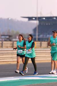 BIB: 51204, 193
                            <button type="button" onclick="openModal(10532047)" class="btn btn-primary btn-sm float-right btn-popup" data-toggle="modal" data-target=".modal-high-quality">
                        <i class="fas fa-shopping-cart"></i> Add to Cart
                    </button>
                                            <button type="button" onclick="isThisMe(10532047, true)" class="btn btn-success btn-sm float-right btn-popup btn-isme hidden" data-toggle="tooltip" data-placement="bottom" title="นี่คือรูปของคุณใช่ไหม คลิกที่นี่เพื่อเอาเข้าอัลบั้ม">
                        <i class="fas fa-plus"></i> Add to album
                    </button>
                    <button type="button" onclick="isThisMe(10532047, false)" class="btn btn-warning btn-sm float-right btn-popup btn-isnotme hidden">
                        <i class="fas fa-ban"></i> Remove from album
                    </button>