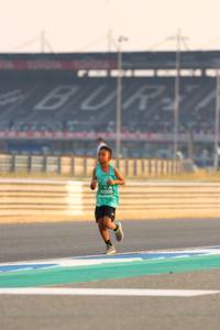 BIB: 0008
                            <button type="button" onclick="openModal(10522496)" class="btn btn-primary btn-sm float-right btn-popup" data-toggle="modal" data-target=".modal-high-quality">
                        <i class="fas fa-shopping-cart"></i> Add to Cart
                    </button>
                                            <button type="button" onclick="isThisMe(10522496, true)" class="btn btn-success btn-sm float-right btn-popup btn-isme hidden" data-toggle="tooltip" data-placement="bottom" title="นี่คือรูปของคุณใช่ไหม คลิกที่นี่เพื่อเอาเข้าอัลบั้ม">
                        <i class="fas fa-plus"></i> Add to album
                    </button>
                    <button type="button" onclick="isThisMe(10522496, false)" class="btn btn-warning btn-sm float-right btn-popup btn-isnotme hidden">
                        <i class="fas fa-ban"></i> Remove from album
                    </button>