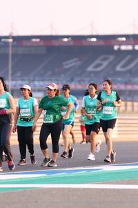 BIB: 50604, 50083, 0860, 1977
                            <button type="button" onclick="openModal(10527277)" class="btn btn-primary btn-sm float-right btn-popup" data-toggle="modal" data-target=".modal-high-quality">
                        <i class="fas fa-shopping-cart"></i> Add to Cart
                    </button>
                                            <button type="button" onclick="isThisMe(10527277, true)" class="btn btn-success btn-sm float-right btn-popup btn-isme hidden" data-toggle="tooltip" data-placement="bottom" title="นี่คือรูปของคุณใช่ไหม คลิกที่นี่เพื่อเอาเข้าอัลบั้ม">
                        <i class="fas fa-plus"></i> Add to album
                    </button>
                    <button type="button" onclick="isThisMe(10527277, false)" class="btn btn-warning btn-sm float-right btn-popup btn-isnotme hidden">
                        <i class="fas fa-ban"></i> Remove from album
                    </button>