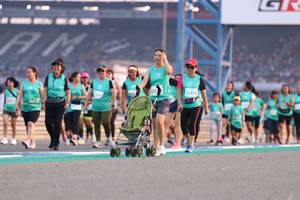 BIB: 52470, 70735
                            <button type="button" onclick="openModal(10540310)" class="btn btn-primary btn-sm float-right btn-popup" data-toggle="modal" data-target=".modal-high-quality">
                        <i class="fas fa-shopping-cart"></i> Add to Cart
                    </button>
                                            <button type="button" onclick="isThisMe(10540310, true)" class="btn btn-success btn-sm float-right btn-popup btn-isme hidden" data-toggle="tooltip" data-placement="bottom" title="นี่คือรูปของคุณใช่ไหม คลิกที่นี่เพื่อเอาเข้าอัลบั้ม">
                        <i class="fas fa-plus"></i> Add to album
                    </button>
                    <button type="button" onclick="isThisMe(10540310, false)" class="btn btn-warning btn-sm float-right btn-popup btn-isnotme hidden">
                        <i class="fas fa-ban"></i> Remove from album
                    </button>