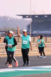 BIB: 51308, 0706
                            <button type="button" onclick="openModal(10528798)" class="btn btn-primary btn-sm float-right btn-popup" data-toggle="modal" data-target=".modal-high-quality">
                        <i class="fas fa-shopping-cart"></i> Add to Cart
                    </button>
                                            <button type="button" onclick="isThisMe(10528798, true)" class="btn btn-success btn-sm float-right btn-popup btn-isme hidden" data-toggle="tooltip" data-placement="bottom" title="นี่คือรูปของคุณใช่ไหม คลิกที่นี่เพื่อเอาเข้าอัลบั้ม">
                        <i class="fas fa-plus"></i> Add to album
                    </button>
                    <button type="button" onclick="isThisMe(10528798, false)" class="btn btn-warning btn-sm float-right btn-popup btn-isnotme hidden">
                        <i class="fas fa-ban"></i> Remove from album
                    </button>