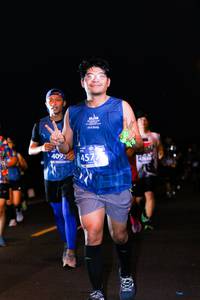 BIB: 409, 4577
                            <button type="button" onclick="openModal(12877769)" class="btn btn-primary btn-sm float-right btn-popup" data-toggle="modal" data-target=".modal-high-quality">
                        <i class="fas fa-shopping-cart"></i> Add to Cart
                    </button>
                                            <button type="button" onclick="isThisMe(12877769, true)" class="btn btn-success btn-sm float-right btn-popup btn-isme hidden" data-toggle="tooltip" data-placement="bottom" title="นี่คือรูปของคุณใช่ไหม คลิกที่นี่เพื่อเอาเข้าอัลบั้ม">
                        <i class="fas fa-plus"></i> Add to album
                    </button>
                    <button type="button" onclick="isThisMe(12877769, false)" class="btn btn-warning btn-sm float-right btn-popup btn-isnotme hidden">
                        <i class="fas fa-ban"></i> Remove from album
                    </button>
