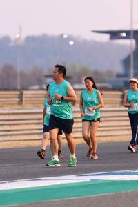 BIB: 53404, 0713
                            <button type="button" onclick="openModal(10534197)" class="btn btn-primary btn-sm float-right btn-popup" data-toggle="modal" data-target=".modal-high-quality">
                        <i class="fas fa-shopping-cart"></i> Add to Cart
                    </button>
                                            <button type="button" onclick="isThisMe(10534197, true)" class="btn btn-success btn-sm float-right btn-popup btn-isme hidden" data-toggle="tooltip" data-placement="bottom" title="นี่คือรูปของคุณใช่ไหม คลิกที่นี่เพื่อเอาเข้าอัลบั้ม">
                        <i class="fas fa-plus"></i> Add to album
                    </button>
                    <button type="button" onclick="isThisMe(10534197, false)" class="btn btn-warning btn-sm float-right btn-popup btn-isnotme hidden">
                        <i class="fas fa-ban"></i> Remove from album
                    </button>