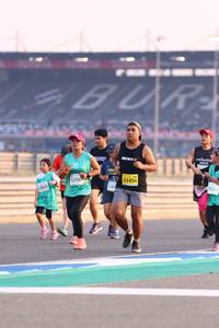 BIB: 7020, 5296, 53456, 32868, 
                            <button type="button" onclick="openModal(10534243)" class="btn btn-primary btn-sm float-right btn-popup" data-toggle="modal" data-target=".modal-high-quality">
                        <i class="fas fa-shopping-cart"></i> Add to Cart
                    </button>
                                            <button type="button" onclick="isThisMe(10534243, true)" class="btn btn-success btn-sm float-right btn-popup btn-isme hidden" data-toggle="tooltip" data-placement="bottom" title="นี่คือรูปของคุณใช่ไหม คลิกที่นี่เพื่อเอาเข้าอัลบั้ม">
                        <i class="fas fa-plus"></i> Add to album
                    </button>
                    <button type="button" onclick="isThisMe(10534243, false)" class="btn btn-warning btn-sm float-right btn-popup btn-isnotme hidden">
                        <i class="fas fa-ban"></i> Remove from album
                    </button>