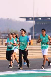 BIB: 51613, 52630, 51796
                            <button type="button" onclick="openModal(10531299)" class="btn btn-primary btn-sm float-right btn-popup" data-toggle="modal" data-target=".modal-high-quality">
                        <i class="fas fa-shopping-cart"></i> Add to Cart
                    </button>
                                            <button type="button" onclick="isThisMe(10531299, true)" class="btn btn-success btn-sm float-right btn-popup btn-isme hidden" data-toggle="tooltip" data-placement="bottom" title="นี่คือรูปของคุณใช่ไหม คลิกที่นี่เพื่อเอาเข้าอัลบั้ม">
                        <i class="fas fa-plus"></i> Add to album
                    </button>
                    <button type="button" onclick="isThisMe(10531299, false)" class="btn btn-warning btn-sm float-right btn-popup btn-isnotme hidden">
                        <i class="fas fa-ban"></i> Remove from album
                    </button>