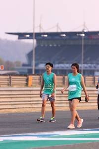 BIB: 1726, 52970
                            <button type="button" onclick="openModal(10537413)" class="btn btn-primary btn-sm float-right btn-popup" data-toggle="modal" data-target=".modal-high-quality">
                        <i class="fas fa-shopping-cart"></i> Add to Cart
                    </button>
                                            <button type="button" onclick="isThisMe(10537413, true)" class="btn btn-success btn-sm float-right btn-popup btn-isme hidden" data-toggle="tooltip" data-placement="bottom" title="นี่คือรูปของคุณใช่ไหม คลิกที่นี่เพื่อเอาเข้าอัลบั้ม">
                        <i class="fas fa-plus"></i> Add to album
                    </button>
                    <button type="button" onclick="isThisMe(10537413, false)" class="btn btn-warning btn-sm float-right btn-popup btn-isnotme hidden">
                        <i class="fas fa-ban"></i> Remove from album
                    </button>