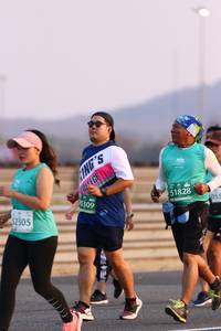 BIB: 0309, 52305, 51828
                            <button type="button" onclick="openModal(10529571)" class="btn btn-primary btn-sm float-right btn-popup" data-toggle="modal" data-target=".modal-high-quality">
                        <i class="fas fa-shopping-cart"></i> Add to Cart
                    </button>
                                            <button type="button" onclick="isThisMe(10529571, true)" class="btn btn-success btn-sm float-right btn-popup btn-isme hidden" data-toggle="tooltip" data-placement="bottom" title="นี่คือรูปของคุณใช่ไหม คลิกที่นี่เพื่อเอาเข้าอัลบั้ม">
                        <i class="fas fa-plus"></i> Add to album
                    </button>
                    <button type="button" onclick="isThisMe(10529571, false)" class="btn btn-warning btn-sm float-right btn-popup btn-isnotme hidden">
                        <i class="fas fa-ban"></i> Remove from album
                    </button>