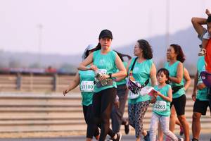 BIB: 51180, 2263
                            <button type="button" onclick="openModal(10542221)" class="btn btn-primary btn-sm float-right btn-popup" data-toggle="modal" data-target=".modal-high-quality">
                        <i class="fas fa-shopping-cart"></i> Add to Cart
                    </button>
                                            <button type="button" onclick="isThisMe(10542221, true)" class="btn btn-success btn-sm float-right btn-popup btn-isme hidden" data-toggle="tooltip" data-placement="bottom" title="นี่คือรูปของคุณใช่ไหม คลิกที่นี่เพื่อเอาเข้าอัลบั้ม">
                        <i class="fas fa-plus"></i> Add to album
                    </button>
                    <button type="button" onclick="isThisMe(10542221, false)" class="btn btn-warning btn-sm float-right btn-popup btn-isnotme hidden">
                        <i class="fas fa-ban"></i> Remove from album
                    </button>