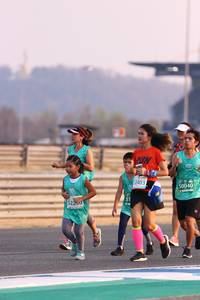 BIB: 2403, 50040, 52250
                            <button type="button" onclick="openModal(10533613)" class="btn btn-primary btn-sm float-right btn-popup" data-toggle="modal" data-target=".modal-high-quality">
                        <i class="fas fa-shopping-cart"></i> Add to Cart
                    </button>
                                            <button type="button" onclick="isThisMe(10533613, true)" class="btn btn-success btn-sm float-right btn-popup btn-isme hidden" data-toggle="tooltip" data-placement="bottom" title="นี่คือรูปของคุณใช่ไหม คลิกที่นี่เพื่อเอาเข้าอัลบั้ม">
                        <i class="fas fa-plus"></i> Add to album
                    </button>
                    <button type="button" onclick="isThisMe(10533613, false)" class="btn btn-warning btn-sm float-right btn-popup btn-isnotme hidden">
                        <i class="fas fa-ban"></i> Remove from album
                    </button>