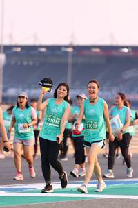 BIB: 71018, 71019
                            <button type="button" onclick="openModal(10531882)" class="btn btn-primary btn-sm float-right btn-popup" data-toggle="modal" data-target=".modal-high-quality">
                        <i class="fas fa-shopping-cart"></i> Add to Cart
                    </button>
                                            <button type="button" onclick="isThisMe(10531882, true)" class="btn btn-success btn-sm float-right btn-popup btn-isme hidden" data-toggle="tooltip" data-placement="bottom" title="นี่คือรูปของคุณใช่ไหม คลิกที่นี่เพื่อเอาเข้าอัลบั้ม">
                        <i class="fas fa-plus"></i> Add to album
                    </button>
                    <button type="button" onclick="isThisMe(10531882, false)" class="btn btn-warning btn-sm float-right btn-popup btn-isnotme hidden">
                        <i class="fas fa-ban"></i> Remove from album
                    </button>