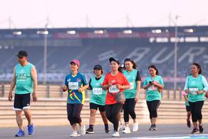 BIB: 51959, 2803, 52812, 51225, 275
                            <button type="button" onclick="openModal(10539856)" class="btn btn-primary btn-sm float-right btn-popup" data-toggle="modal" data-target=".modal-high-quality">
                        <i class="fas fa-shopping-cart"></i> Add to Cart
                    </button>
                                            <button type="button" onclick="isThisMe(10539856, true)" class="btn btn-success btn-sm float-right btn-popup btn-isme hidden" data-toggle="tooltip" data-placement="bottom" title="นี่คือรูปของคุณใช่ไหม คลิกที่นี่เพื่อเอาเข้าอัลบั้ม">
                        <i class="fas fa-plus"></i> Add to album
                    </button>
                    <button type="button" onclick="isThisMe(10539856, false)" class="btn btn-warning btn-sm float-right btn-popup btn-isnotme hidden">
                        <i class="fas fa-ban"></i> Remove from album
                    </button>