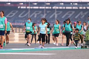 BIB: 108, 1272, 53138, 70713
                            <button type="button" onclick="openModal(10540319)" class="btn btn-primary btn-sm float-right btn-popup" data-toggle="modal" data-target=".modal-high-quality">
                        <i class="fas fa-shopping-cart"></i> Add to Cart
                    </button>
                                            <button type="button" onclick="isThisMe(10540319, true)" class="btn btn-success btn-sm float-right btn-popup btn-isme hidden" data-toggle="tooltip" data-placement="bottom" title="นี่คือรูปของคุณใช่ไหม คลิกที่นี่เพื่อเอาเข้าอัลบั้ม">
                        <i class="fas fa-plus"></i> Add to album
                    </button>
                    <button type="button" onclick="isThisMe(10540319, false)" class="btn btn-warning btn-sm float-right btn-popup btn-isnotme hidden">
                        <i class="fas fa-ban"></i> Remove from album
                    </button>