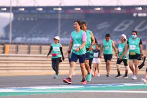 BIB: 51108, 1272
                            <button type="button" onclick="openModal(10540323)" class="btn btn-primary btn-sm float-right btn-popup" data-toggle="modal" data-target=".modal-high-quality">
                        <i class="fas fa-shopping-cart"></i> Add to Cart
                    </button>
                                            <button type="button" onclick="isThisMe(10540323, true)" class="btn btn-success btn-sm float-right btn-popup btn-isme hidden" data-toggle="tooltip" data-placement="bottom" title="นี่คือรูปของคุณใช่ไหม คลิกที่นี่เพื่อเอาเข้าอัลบั้ม">
                        <i class="fas fa-plus"></i> Add to album
                    </button>
                    <button type="button" onclick="isThisMe(10540323, false)" class="btn btn-warning btn-sm float-right btn-popup btn-isnotme hidden">
                        <i class="fas fa-ban"></i> Remove from album
                    </button>