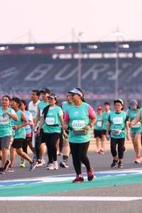 BIB: 52683, 1228, 53027, 53227
                            <button type="button" onclick="openModal(10531753)" class="btn btn-primary btn-sm float-right btn-popup" data-toggle="modal" data-target=".modal-high-quality">
                        <i class="fas fa-shopping-cart"></i> Add to Cart
                    </button>
                                            <button type="button" onclick="isThisMe(10531753, true)" class="btn btn-success btn-sm float-right btn-popup btn-isme hidden" data-toggle="tooltip" data-placement="bottom" title="นี่คือรูปของคุณใช่ไหม คลิกที่นี่เพื่อเอาเข้าอัลบั้ม">
                        <i class="fas fa-plus"></i> Add to album
                    </button>
                    <button type="button" onclick="isThisMe(10531753, false)" class="btn btn-warning btn-sm float-right btn-popup btn-isnotme hidden">
                        <i class="fas fa-ban"></i> Remove from album
                    </button>