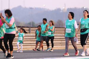 BIB: 1594, 1107, 5205, 0682, 52248
                            <button type="button" onclick="openModal(10554447)" class="btn btn-primary btn-sm float-right btn-popup" data-toggle="modal" data-target=".modal-high-quality">
                        <i class="fas fa-shopping-cart"></i> Add to Cart
                    </button>
                                            <button type="button" onclick="isThisMe(10554447, true)" class="btn btn-success btn-sm float-right btn-popup btn-isme hidden" data-toggle="tooltip" data-placement="bottom" title="นี่คือรูปของคุณใช่ไหม คลิกที่นี่เพื่อเอาเข้าอัลบั้ม">
                        <i class="fas fa-plus"></i> Add to album
                    </button>
                    <button type="button" onclick="isThisMe(10554447, false)" class="btn btn-warning btn-sm float-right btn-popup btn-isnotme hidden">
                        <i class="fas fa-ban"></i> Remove from album
                    </button>