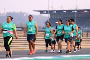 BIB: 0000, 70316, 70288, 0315, 1255
                            <button type="button" onclick="openModal(10559490)" class="btn btn-primary btn-sm float-right btn-popup" data-toggle="modal" data-target=".modal-high-quality">
                        <i class="fas fa-shopping-cart"></i> Add to Cart
                    </button>
                                            <button type="button" onclick="isThisMe(10559490, true)" class="btn btn-success btn-sm float-right btn-popup btn-isme hidden" data-toggle="tooltip" data-placement="bottom" title="นี่คือรูปของคุณใช่ไหม คลิกที่นี่เพื่อเอาเข้าอัลบั้ม">
                        <i class="fas fa-plus"></i> Add to album
                    </button>
                    <button type="button" onclick="isThisMe(10559490, false)" class="btn btn-warning btn-sm float-right btn-popup btn-isnotme hidden">
                        <i class="fas fa-ban"></i> Remove from album
                    </button>