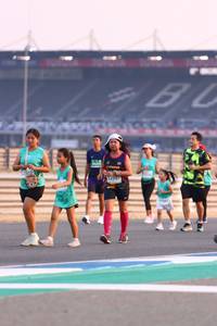 BIB: 2747
                            <button type="button" onclick="openModal(10535902)" class="btn btn-primary btn-sm float-right btn-popup" data-toggle="modal" data-target=".modal-high-quality">
                        <i class="fas fa-shopping-cart"></i> Add to Cart
                    </button>
                                            <button type="button" onclick="isThisMe(10535902, true)" class="btn btn-success btn-sm float-right btn-popup btn-isme hidden" data-toggle="tooltip" data-placement="bottom" title="นี่คือรูปของคุณใช่ไหม คลิกที่นี่เพื่อเอาเข้าอัลบั้ม">
                        <i class="fas fa-plus"></i> Add to album
                    </button>
                    <button type="button" onclick="isThisMe(10535902, false)" class="btn btn-warning btn-sm float-right btn-popup btn-isnotme hidden">
                        <i class="fas fa-ban"></i> Remove from album
                    </button>