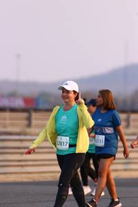 BIB: 133, 2817
                            <button type="button" onclick="openModal(10529007)" class="btn btn-primary btn-sm float-right btn-popup" data-toggle="modal" data-target=".modal-high-quality">
                        <i class="fas fa-shopping-cart"></i> Add to Cart
                    </button>
                                            <button type="button" onclick="isThisMe(10529007, true)" class="btn btn-success btn-sm float-right btn-popup btn-isme hidden" data-toggle="tooltip" data-placement="bottom" title="นี่คือรูปของคุณใช่ไหม คลิกที่นี่เพื่อเอาเข้าอัลบั้ม">
                        <i class="fas fa-plus"></i> Add to album
                    </button>
                    <button type="button" onclick="isThisMe(10529007, false)" class="btn btn-warning btn-sm float-right btn-popup btn-isnotme hidden">
                        <i class="fas fa-ban"></i> Remove from album
                    </button>