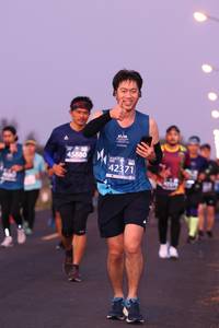BIB: 45880, 42371
                            <button type="button" onclick="openModal(12315321)" class="btn btn-primary btn-sm float-right btn-popup" data-toggle="modal" data-target=".modal-high-quality">
                        <i class="fas fa-shopping-cart"></i> Add to Cart
                    </button>
                                            <button type="button" onclick="isThisMe(12315321, true)" class="btn btn-success btn-sm float-right btn-popup btn-isme hidden" data-toggle="tooltip" data-placement="bottom" title="นี่คือรูปของคุณใช่ไหม คลิกที่นี่เพื่อเอาเข้าอัลบั้ม">
                        <i class="fas fa-plus"></i> Add to album
                    </button>
                    <button type="button" onclick="isThisMe(12315321, false)" class="btn btn-warning btn-sm float-right btn-popup btn-isnotme hidden">
                        <i class="fas fa-ban"></i> Remove from album
                    </button>