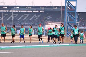 BIB: 20019
                            <button type="button" onclick="openModal(10565097)" class="btn btn-primary btn-sm float-right btn-popup" data-toggle="modal" data-target=".modal-high-quality">
                        <i class="fas fa-shopping-cart"></i> Add to Cart
                    </button>
                                            <button type="button" onclick="isThisMe(10565097, true)" class="btn btn-success btn-sm float-right btn-popup btn-isme hidden" data-toggle="tooltip" data-placement="bottom" title="นี่คือรูปของคุณใช่ไหม คลิกที่นี่เพื่อเอาเข้าอัลบั้ม">
                        <i class="fas fa-plus"></i> Add to album
                    </button>
                    <button type="button" onclick="isThisMe(10565097, false)" class="btn btn-warning btn-sm float-right btn-popup btn-isnotme hidden">
                        <i class="fas fa-ban"></i> Remove from album
                    </button>