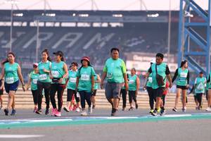 BIB: 52912, 83378, 50491, 2439, 51211
                            <button type="button" onclick="openModal(10539120)" class="btn btn-primary btn-sm float-right btn-popup" data-toggle="modal" data-target=".modal-high-quality">
                        <i class="fas fa-shopping-cart"></i> Add to Cart
                    </button>
                                            <button type="button" onclick="isThisMe(10539120, true)" class="btn btn-success btn-sm float-right btn-popup btn-isme hidden" data-toggle="tooltip" data-placement="bottom" title="นี่คือรูปของคุณใช่ไหม คลิกที่นี่เพื่อเอาเข้าอัลบั้ม">
                        <i class="fas fa-plus"></i> Add to album
                    </button>
                    <button type="button" onclick="isThisMe(10539120, false)" class="btn btn-warning btn-sm float-right btn-popup btn-isnotme hidden">
                        <i class="fas fa-ban"></i> Remove from album
                    </button>