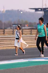 BIB: 50086, 505
                            <button type="button" onclick="openModal(10536504)" class="btn btn-primary btn-sm float-right btn-popup" data-toggle="modal" data-target=".modal-high-quality">
                        <i class="fas fa-shopping-cart"></i> Add to Cart
                    </button>
                                            <button type="button" onclick="isThisMe(10536504, true)" class="btn btn-success btn-sm float-right btn-popup btn-isme hidden" data-toggle="tooltip" data-placement="bottom" title="นี่คือรูปของคุณใช่ไหม คลิกที่นี่เพื่อเอาเข้าอัลบั้ม">
                        <i class="fas fa-plus"></i> Add to album
                    </button>
                    <button type="button" onclick="isThisMe(10536504, false)" class="btn btn-warning btn-sm float-right btn-popup btn-isnotme hidden">
                        <i class="fas fa-ban"></i> Remove from album
                    </button>