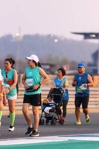 BIB: 2888, 194, 5040
                            <button type="button" onclick="openModal(10530526)" class="btn btn-primary btn-sm float-right btn-popup" data-toggle="modal" data-target=".modal-high-quality">
                        <i class="fas fa-shopping-cart"></i> Add to Cart
                    </button>
                                            <button type="button" onclick="isThisMe(10530526, true)" class="btn btn-success btn-sm float-right btn-popup btn-isme hidden" data-toggle="tooltip" data-placement="bottom" title="นี่คือรูปของคุณใช่ไหม คลิกที่นี่เพื่อเอาเข้าอัลบั้ม">
                        <i class="fas fa-plus"></i> Add to album
                    </button>
                    <button type="button" onclick="isThisMe(10530526, false)" class="btn btn-warning btn-sm float-right btn-popup btn-isnotme hidden">
                        <i class="fas fa-ban"></i> Remove from album
                    </button>