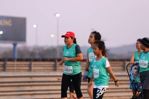 BIB: 5223, 51130, 2634
                            <button type="button" onclick="openModal(10558018)" class="btn btn-primary btn-sm float-right btn-popup" data-toggle="modal" data-target=".modal-high-quality">
                        <i class="fas fa-shopping-cart"></i> Add to Cart
                    </button>
                                            <button type="button" onclick="isThisMe(10558018, true)" class="btn btn-success btn-sm float-right btn-popup btn-isme hidden" data-toggle="tooltip" data-placement="bottom" title="นี่คือรูปของคุณใช่ไหม คลิกที่นี่เพื่อเอาเข้าอัลบั้ม">
                        <i class="fas fa-plus"></i> Add to album
                    </button>
                    <button type="button" onclick="isThisMe(10558018, false)" class="btn btn-warning btn-sm float-right btn-popup btn-isnotme hidden">
                        <i class="fas fa-ban"></i> Remove from album
                    </button>