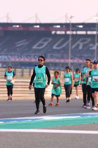 BIB: 1664
                            <button type="button" onclick="openModal(10537601)" class="btn btn-primary btn-sm float-right btn-popup" data-toggle="modal" data-target=".modal-high-quality">
                        <i class="fas fa-shopping-cart"></i> Add to Cart
                    </button>
                                            <button type="button" onclick="isThisMe(10537601, true)" class="btn btn-success btn-sm float-right btn-popup btn-isme hidden" data-toggle="tooltip" data-placement="bottom" title="นี่คือรูปของคุณใช่ไหม คลิกที่นี่เพื่อเอาเข้าอัลบั้ม">
                        <i class="fas fa-plus"></i> Add to album
                    </button>
                    <button type="button" onclick="isThisMe(10537601, false)" class="btn btn-warning btn-sm float-right btn-popup btn-isnotme hidden">
                        <i class="fas fa-ban"></i> Remove from album
                    </button>