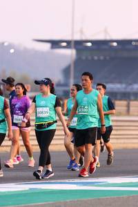 BIB: 0300, 50839, 0683, 230
                            <button type="button" onclick="openModal(10537252)" class="btn btn-primary btn-sm float-right btn-popup" data-toggle="modal" data-target=".modal-high-quality">
                        <i class="fas fa-shopping-cart"></i> Add to Cart
                    </button>
                                            <button type="button" onclick="isThisMe(10537252, true)" class="btn btn-success btn-sm float-right btn-popup btn-isme hidden" data-toggle="tooltip" data-placement="bottom" title="นี่คือรูปของคุณใช่ไหม คลิกที่นี่เพื่อเอาเข้าอัลบั้ม">
                        <i class="fas fa-plus"></i> Add to album
                    </button>
                    <button type="button" onclick="isThisMe(10537252, false)" class="btn btn-warning btn-sm float-right btn-popup btn-isnotme hidden">
                        <i class="fas fa-ban"></i> Remove from album
                    </button>