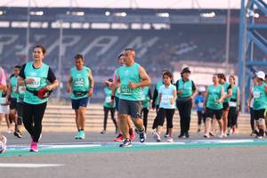 BIB: 852, 50215, 3138
                            <button type="button" onclick="openModal(10540248)" class="btn btn-primary btn-sm float-right btn-popup" data-toggle="modal" data-target=".modal-high-quality">
                        <i class="fas fa-shopping-cart"></i> Add to Cart
                    </button>
                                            <button type="button" onclick="isThisMe(10540248, true)" class="btn btn-success btn-sm float-right btn-popup btn-isme hidden" data-toggle="tooltip" data-placement="bottom" title="นี่คือรูปของคุณใช่ไหม คลิกที่นี่เพื่อเอาเข้าอัลบั้ม">
                        <i class="fas fa-plus"></i> Add to album
                    </button>
                    <button type="button" onclick="isThisMe(10540248, false)" class="btn btn-warning btn-sm float-right btn-popup btn-isnotme hidden">
                        <i class="fas fa-ban"></i> Remove from album
                    </button>